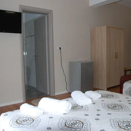 Edola Guest house